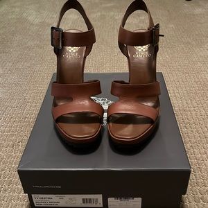 EUC Vince Camuto Wedge Sandals Size 9